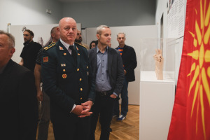 Lavirint devedesetih, izložba, 13. maj 2025, Podgorica