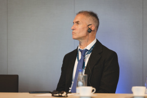 Ko ima moć nad RTCG i kome ona treba da pripada?, konferencija, Podgorica, 2. decembar 2025.